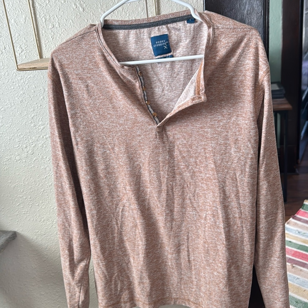 Essex crossing, L, long sleeve shirt